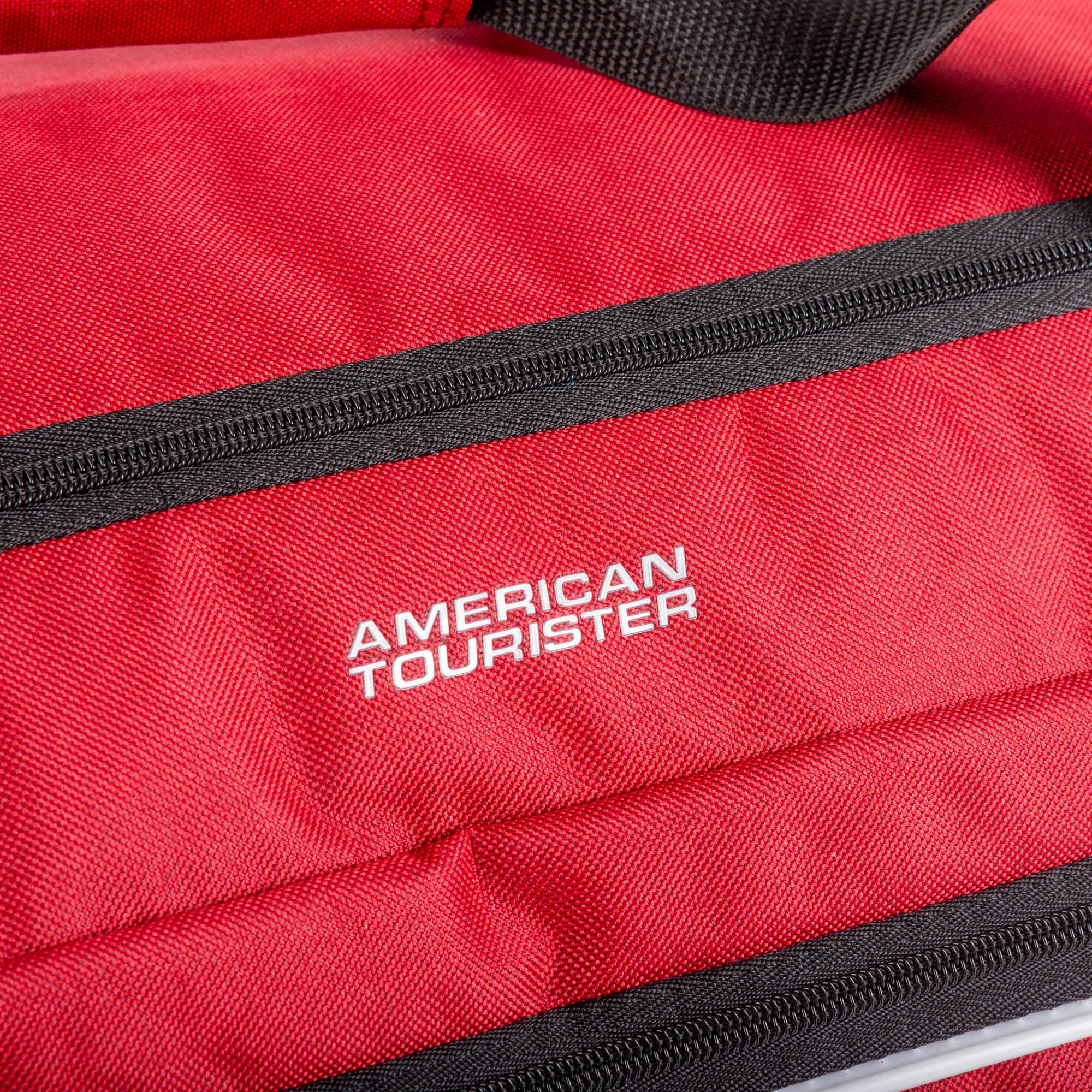 Bolso para Viaje con Ruedas 65cm American Tourister