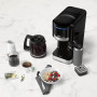 Cuisinart Cafetera Programable con Opción de Agua Caliente y Filtro Permanente 1.75L / 12 Tazas Negro